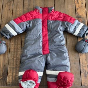 Vintage 18 month snowsuit with snap on mittens and gloves